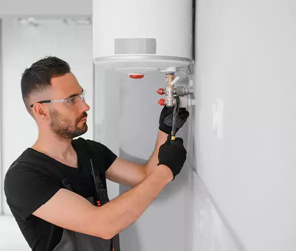 Expert Plumber for Water Heater Expansion Tank Installation in Kirkland, WA