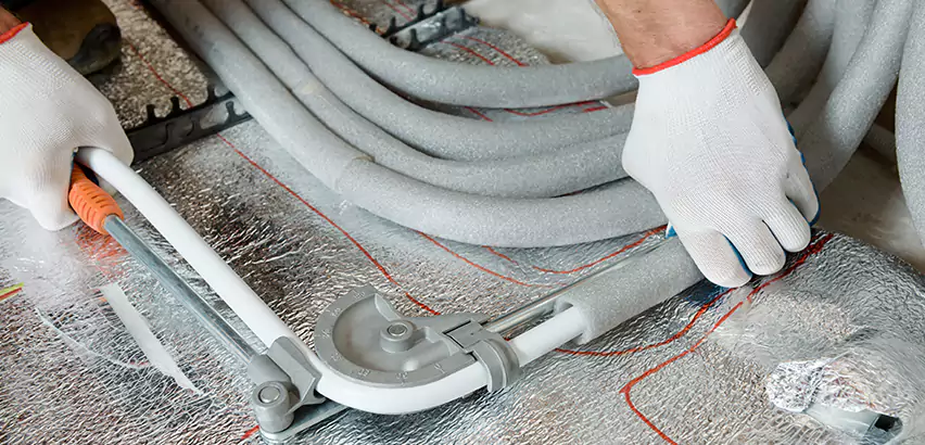 Replace Polybutylene Pipes with PEX in Kirkland